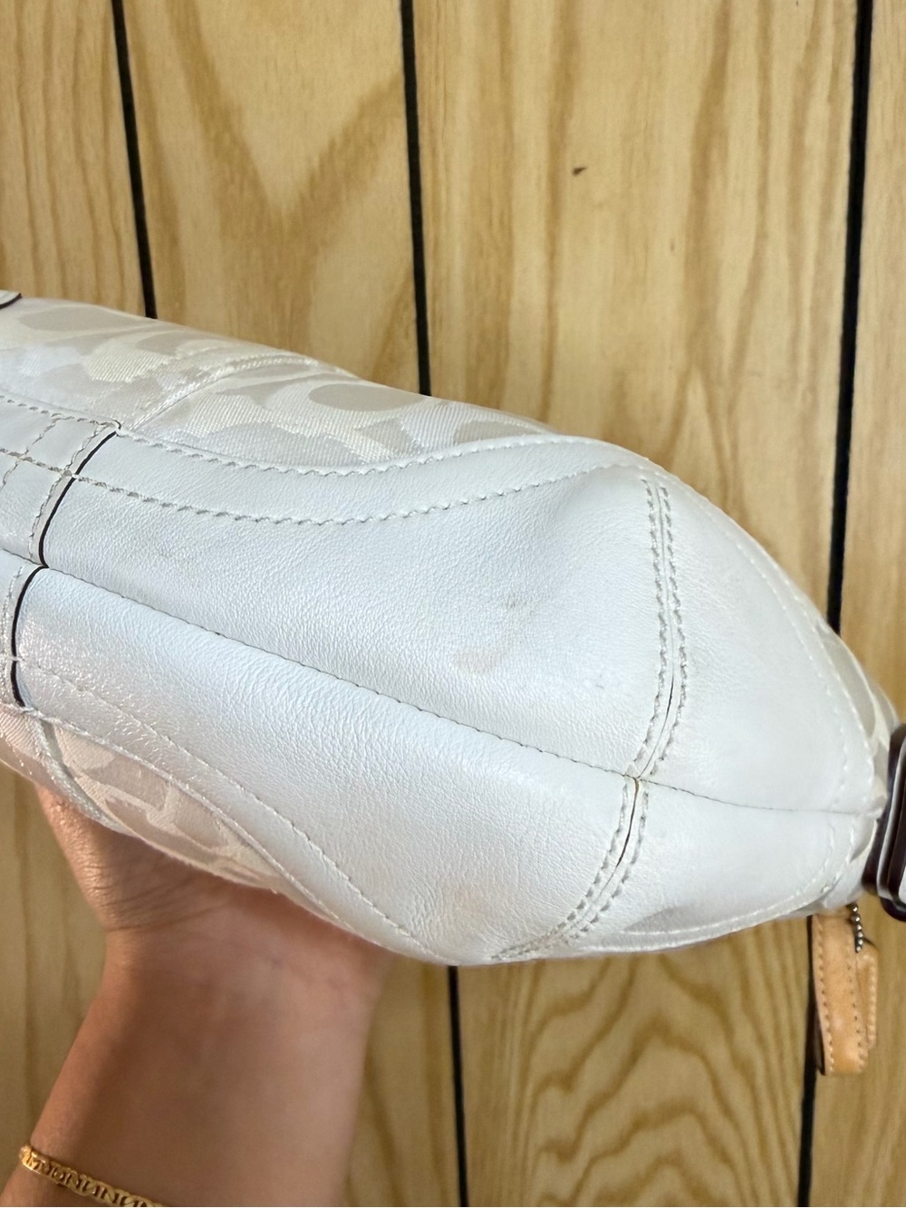 Vintage Coach Y2K White Signature Shoulder Bag - Picture 9 of 10